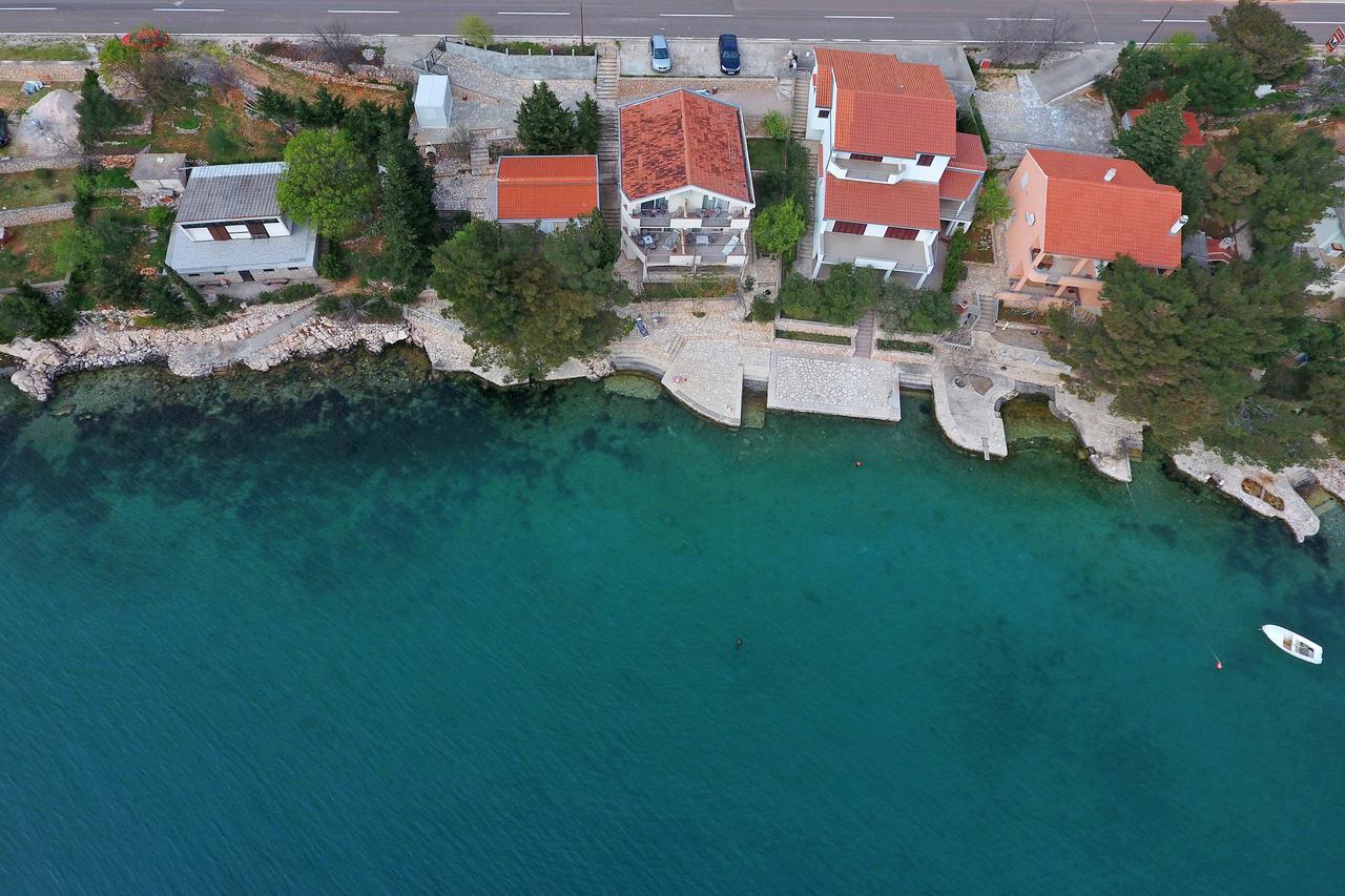 Apartment By The Sea Starigrad Paklenica