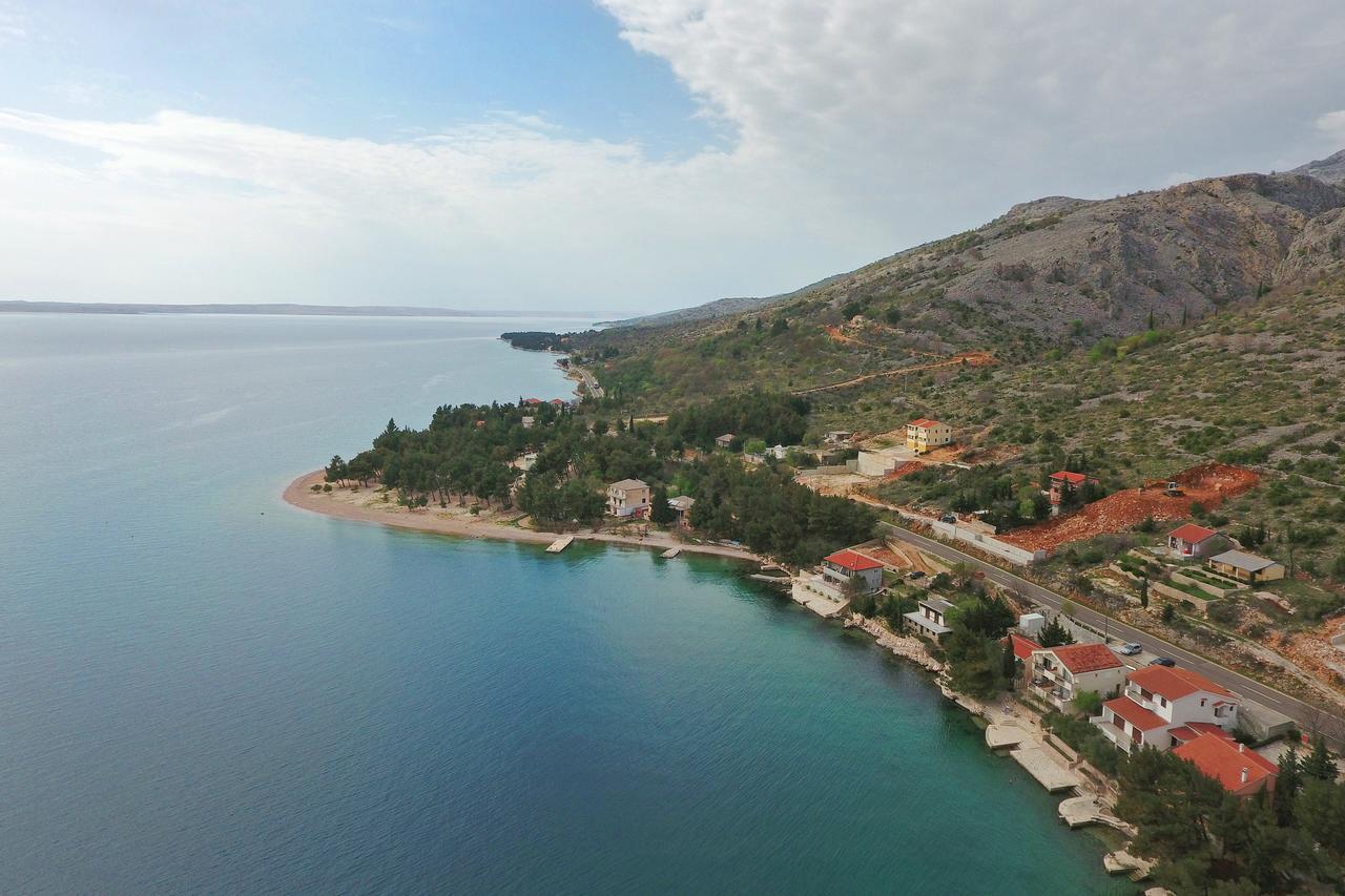 By The Sea Starigrad Paklenica Apartment *