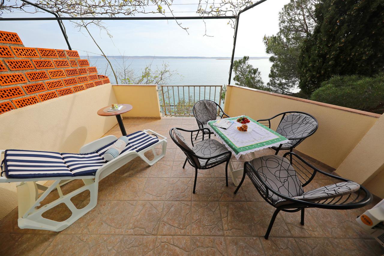 Apartment By The Sea Starigrad Paklenica *