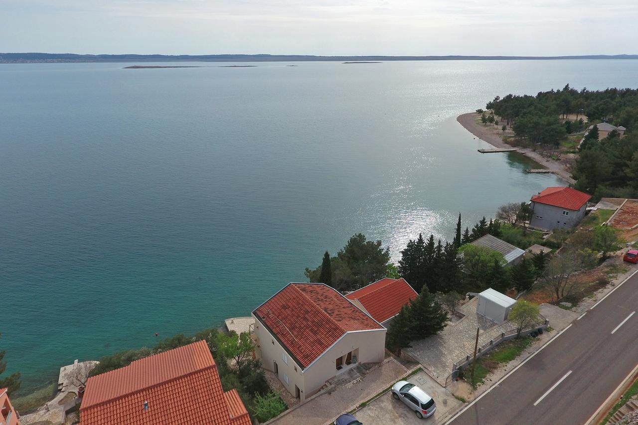 By The Sea Starigrad Paklenica Apartment