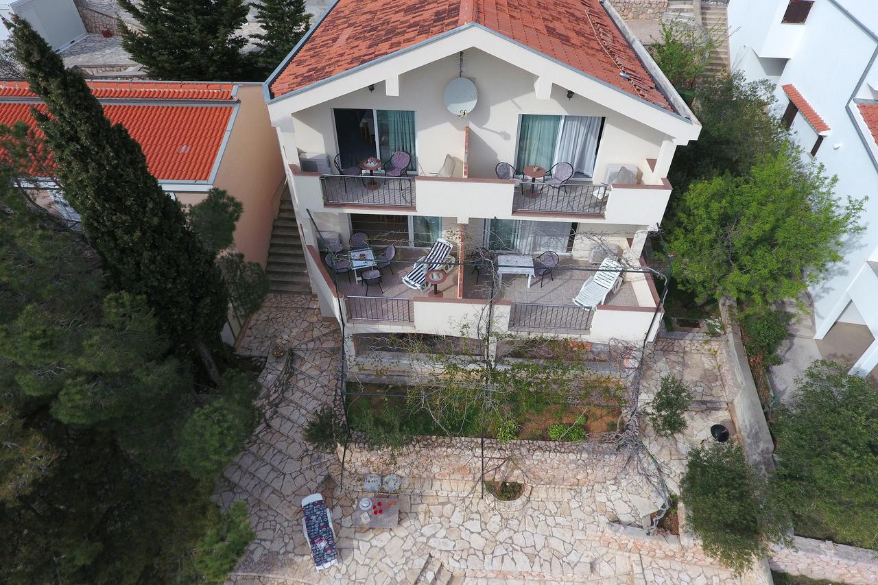 By The Sea Starigrad Paklenica *